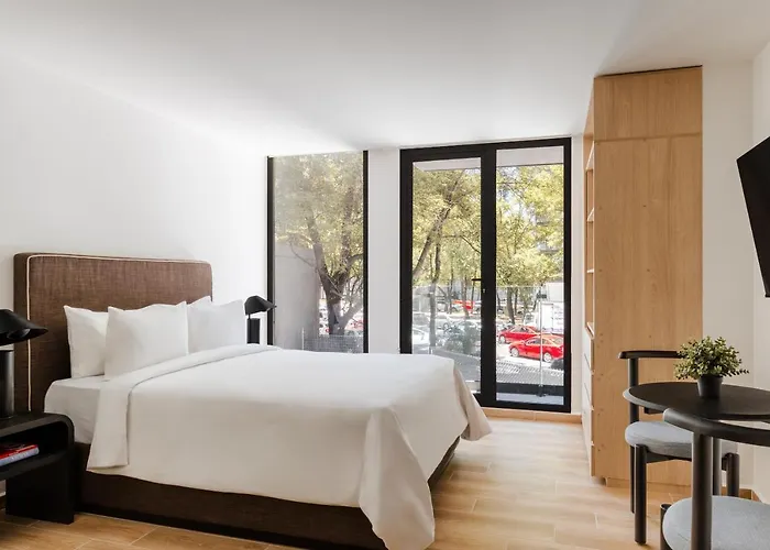 Hotel Sonder Miravalle Mexico City